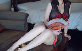 老师穿旗袍肉丝让我在线观看,教师风采与传统服饰的完美融合